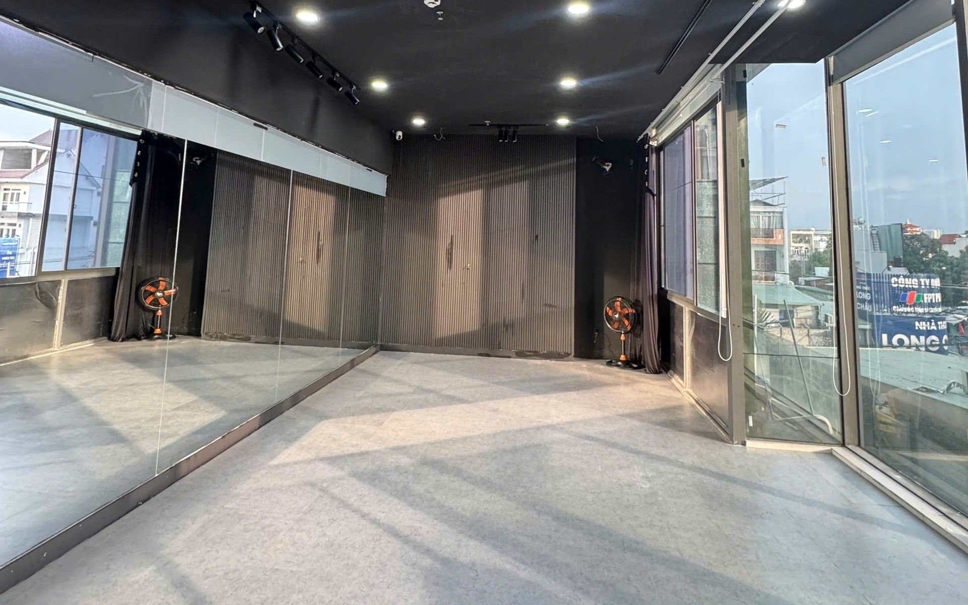 Phòng LaAstoria-Studio 1 (NDT)